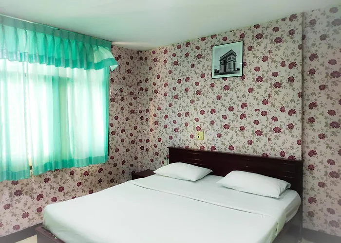 Hotel Woodlands